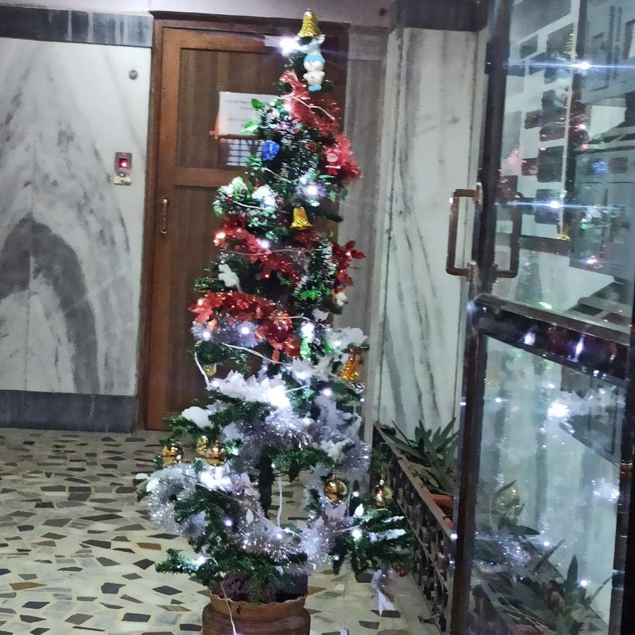 Ferienwohnung Cozy Private Ac Studio By The Sea Bandstand Bandra W Mumbai Nr Taj Lands End Exterior foto
