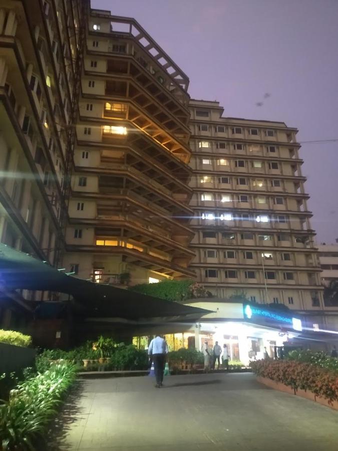 Ferienwohnung Cozy Private Ac Studio By The Sea Bandstand Bandra W Mumbai Nr Taj Lands End Exterior foto