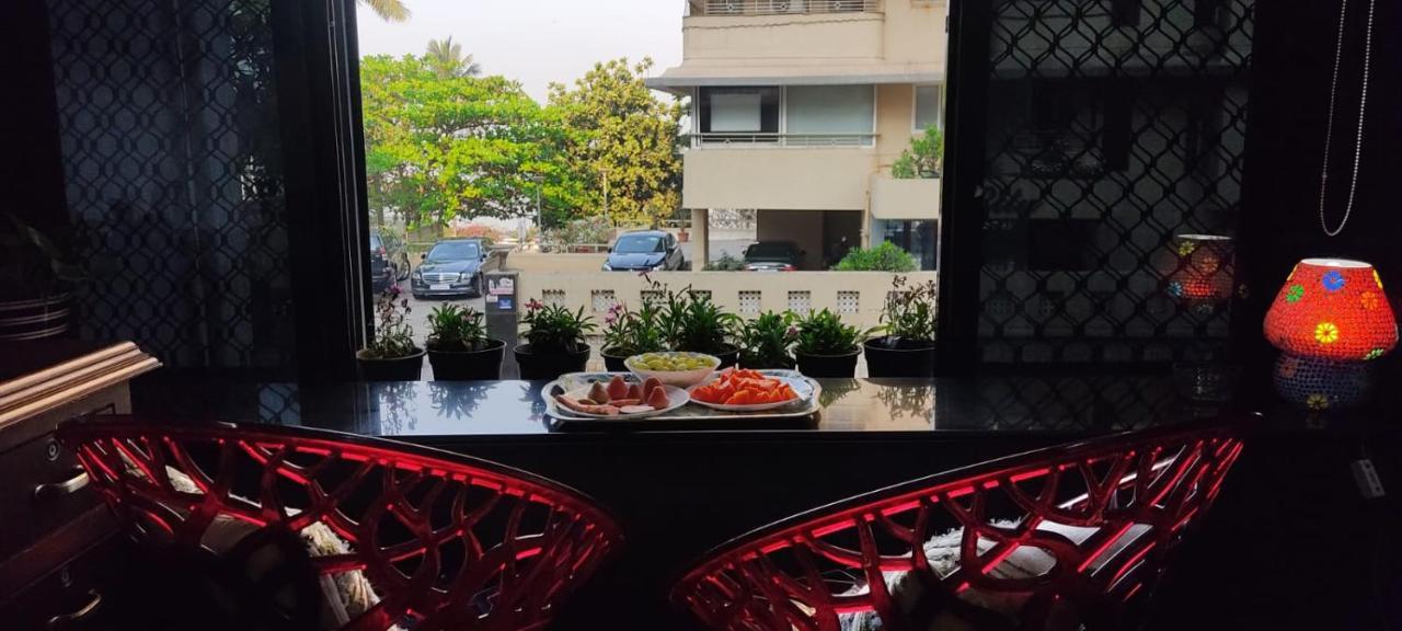 Ferienwohnung Cozy Private Ac Studio By The Sea Bandstand Bandra W Mumbai Nr Taj Lands End Zimmer foto
