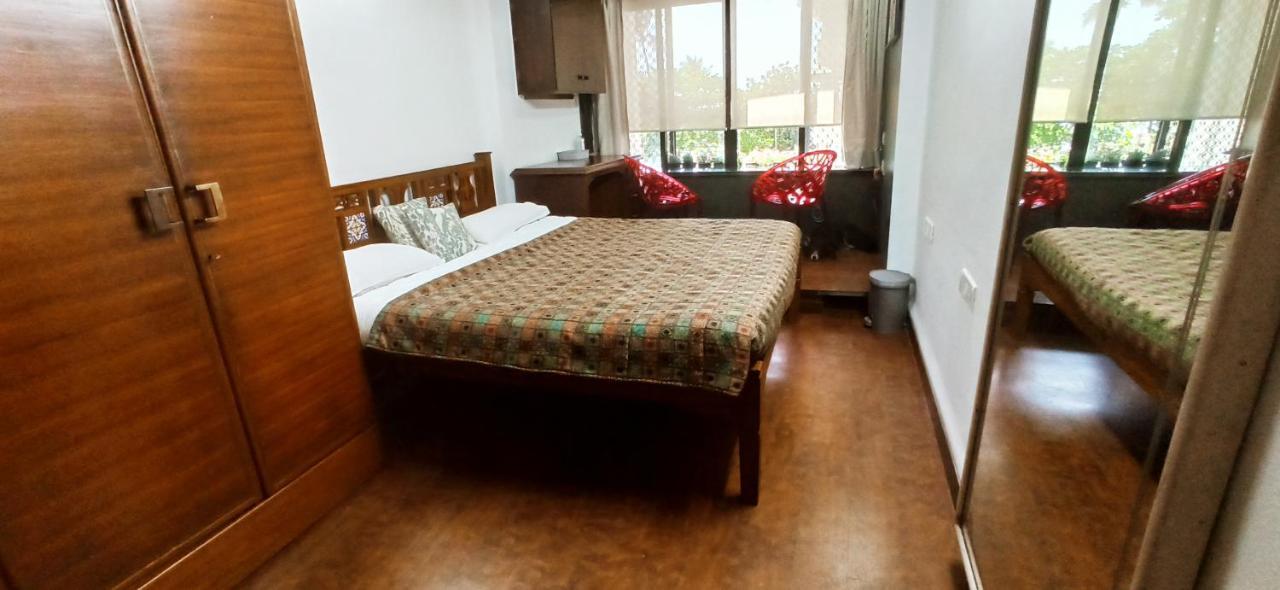 Ferienwohnung Cozy Private Ac Studio By The Sea Bandstand Bandra W Mumbai Nr Taj Lands End Exterior foto